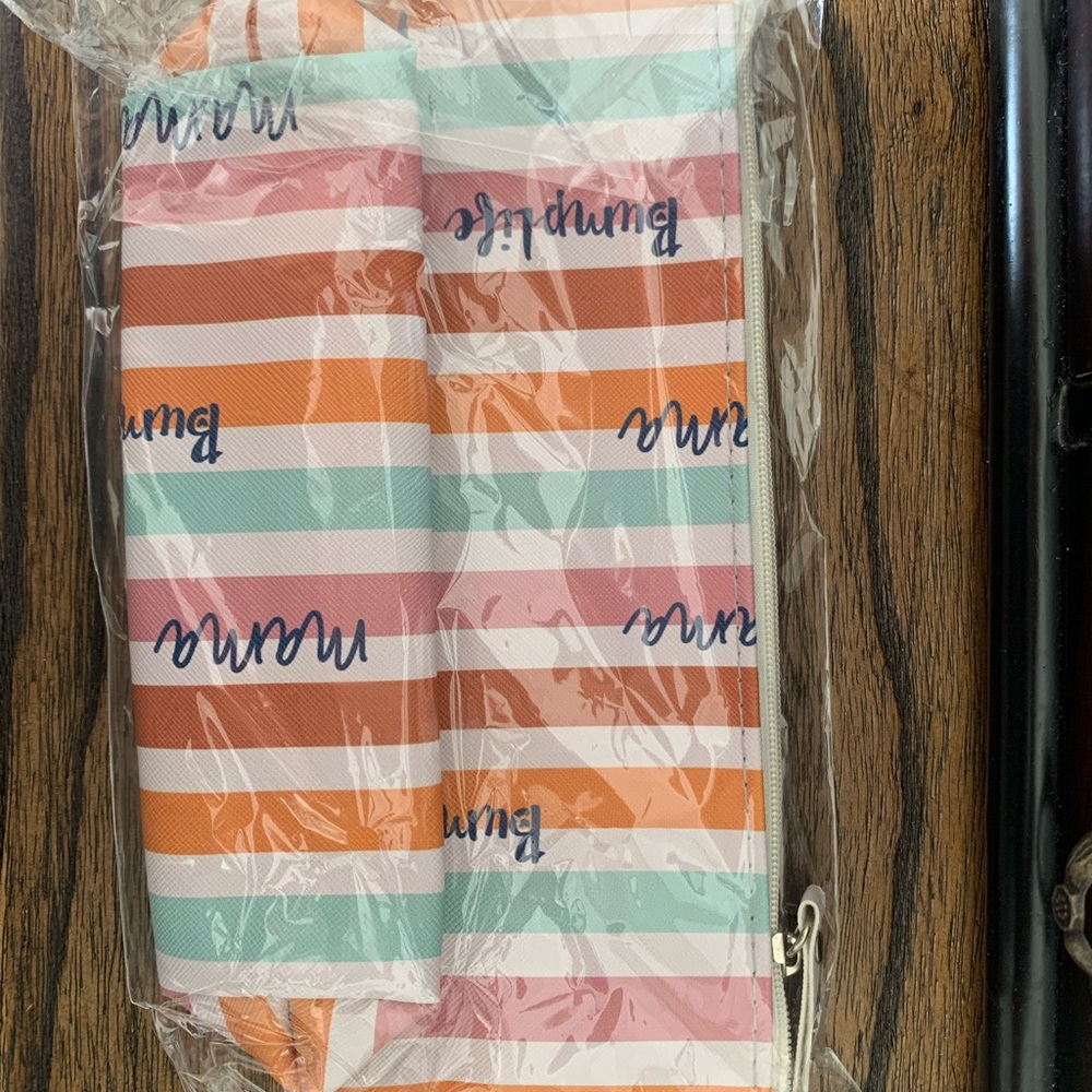 Mama Bumplife makeup bag